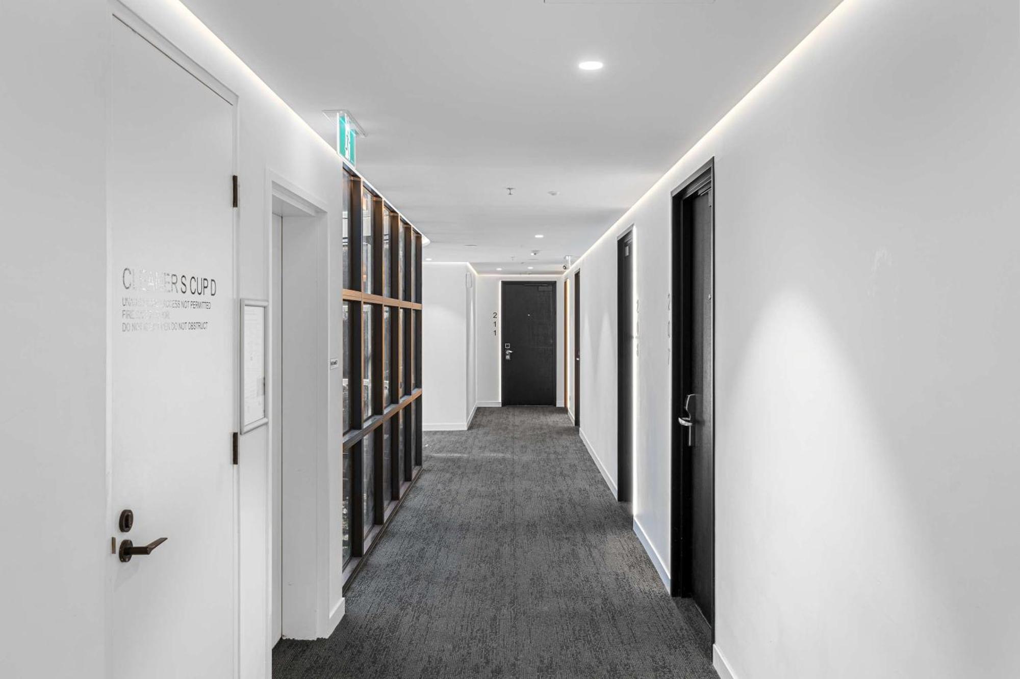 Clarion South 4*
